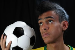 乐鱼网站-国家队在赛后召开新闻发布会回应媒体关切，国家队最新比赛